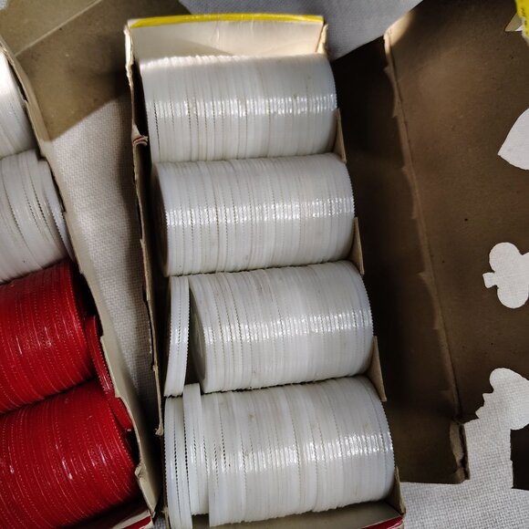 Vintage Astor Poker Chips Lot Red White Blue Plastic Original Boxes Retro Gaming - Picture 6 of 11